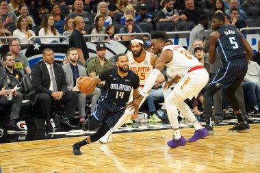 Orlando Magic 30 Aralık 2019 tarihinde Orlando, Florida 'daki Amway Center' da Atlanta Hawks 'a ev sahipliği yaptı.