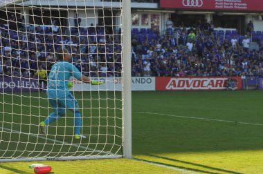 Orlando City SC, 9 Nisan 2019 'da Orlando, Florida' daki Citrus Bowl 'da New York Red Bulls' a ev sahipliği yapıyor.. 