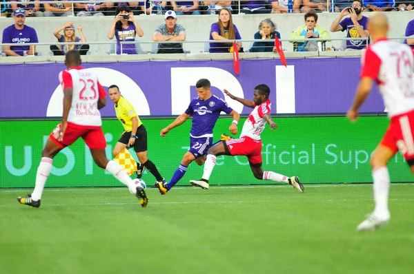 Orlando City Hospeda New York Red Bulls Camping World Stadium — Fotografia de Stock