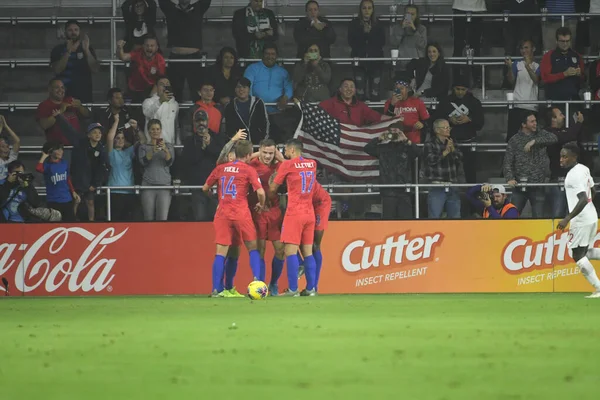 Het Amerikaanse Voetbalteam Organiseert Canada Tijdens Concacaf Nations League Match — Stockfoto