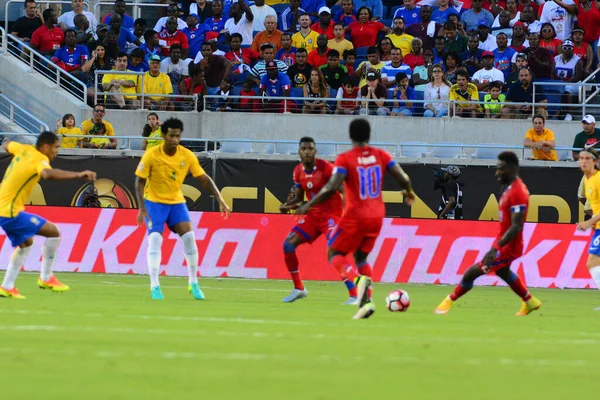 Brezilya, 8 Haziran 2016 tarihinde Orlando Florida 'daki Copa America Centenario' da Haiti ile karşılaştı..