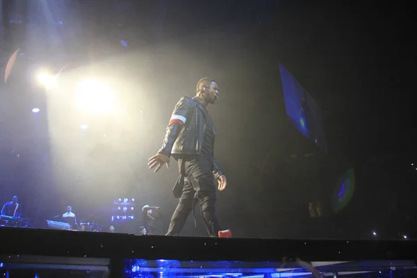 Singer Usher Apresenta Amway Center Orlando Florida Dezembro 2014 — Fotografia de Stock