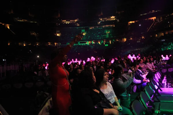 Şarkıcısı Usher Aralık 2015 Orlando Florida Daki Amway Center Sahne — Stok fotoğraf