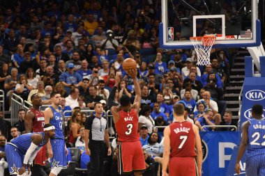 Orlando Magic 17 Ekim 2018 'de Orlando Florida' daki Amway Center 'da Miami Heat' i sunar..
