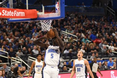 Orlando Magic, 19 Aralık 2018 tarihinde Orlando Florida 'daki Amway Center' da San Antonio Spurs 'a ev sahipliği yapmaktadır.. 