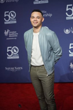 15 Ekim 2019 'da Nashville, Tennessee' deki Linbscome Üniversitesi 'nde verilen 50. GMA Dove Ödülleri sırasında kırmızı halı. 