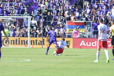 Orlando City SC, 9 Nisan 2019 'da Orlando, Florida' daki Citrus Bowl 'da New York Red Bulls' a ev sahipliği yapıyor..  