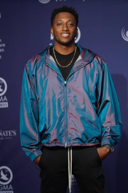 15 Ekim 2019 'da Nashville, Tennessee' deki Linbscome Üniversitesi 'nde verilen 50. GMA Dove Ödülleri sırasında kırmızı halı.