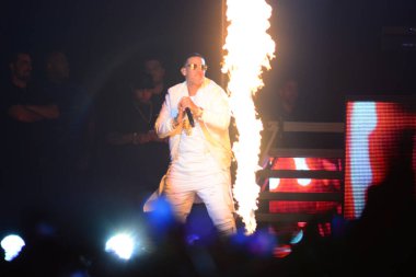 Baba Yankee ve Don Omar 7 Ağustos 2016 'da Orlando Florida' daki Amway Center 'da konser verdiler.. 