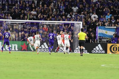 Orlando City SC, 23 Ekim 2016 'da Orlando Florida' daki Camp World Stadyumu 'nda DC United' ı ağırladı..  