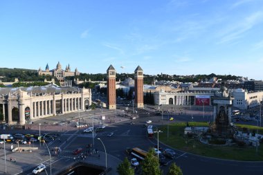 Eski şehrin eski bina cephelerinin güzel manzarası, şehir manzarası, ana meydan. 