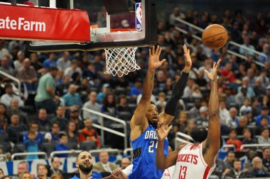 Orlando Magic, 13 Aralık 2019 Cuma günü Orlando, Florida 'daki Amway Center' da Houston Rockets 'a ev sahipliği yapıyor.