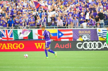 Orlando City SC, 6 Mayıs 2016 'da Orlando Florida' daki Dünya Kampı Stadyumu 'nda New York Red Bulls' a ev sahipliği yaptı.. 