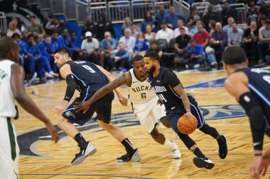 Orlando Magic, Orlando, Florida, ABD 'deki Amway Center' da Milwaukee Bucks 'a ev sahipliği yapıyor. 1 Kasım 2019.  