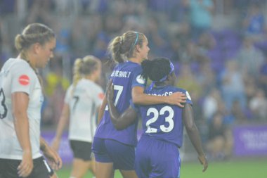 Orlando Pride 12 Ağustos 2017 'de Orlando City Stadyumu' nda New Jersey Sky Blue FC 'ye ev sahipliği yapmaktadır..  