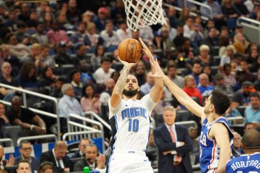 Orlando Magic 27 Aralık 2019 Cuma günü Orlando, Florida 'daki Amway Arena' da Philadelphia 76ers 'a ev sahipliği yapıyor..