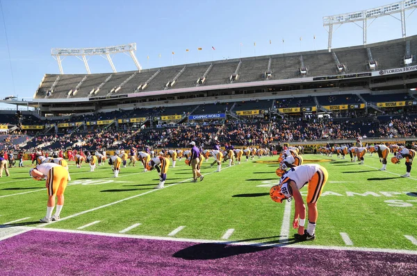 Lsu 2016 올랜도 플로리다 스타디움에서 제71 Citrus Bowl 루이빌을 — 스톡 사진