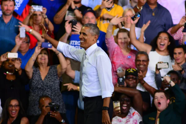 Presidente Barack Obama Organizó Mitin Campaña Para Candidata Presidencial Hillary — Foto de Stock