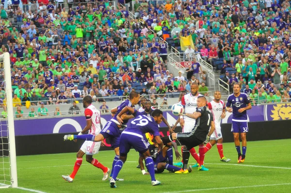 Orlando City Φιλοξενεί Τους Σεισμούς Του Σαν Χοσέ Στο Camping — Φωτογραφία Αρχείου