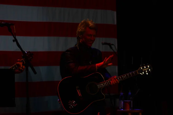 Jon Bon Jovi Énekes State Street Theaterben Lép Fel Hillary — Stock Fotó