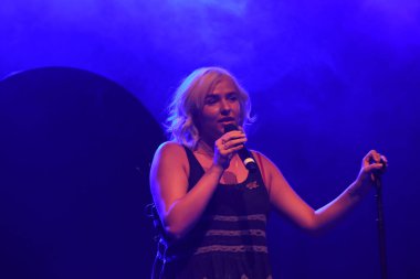 Noah Cyrus ilk turnesinde 23 Eylül 2018 'de Orlando Florida' daki Beacham 'da sahne alacak.