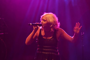 Noah Cyrus ilk turnesinde 23 Eylül 2018 'de Orlando Florida' daki Beacham 'da sahne alacak.