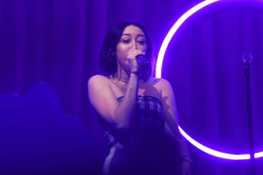 Noah Cyrus ilk turnesinde 23 Eylül 2018 'de Orlando Florida' daki Beacham 'da sahne alacak.