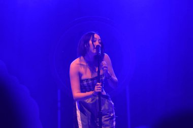 Noah Cyrus ilk turnesinde 23 Eylül 2018 'de Orlando Florida' daki Beacham 'da sahne alacak.