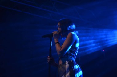 Noah Cyrus ilk turnesinde 23 Eylül 2018 'de Orlando Florida' daki Beacham 'da sahne alacak.
