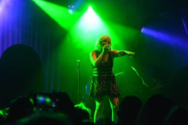 Noah Cyrus ilk turnesinde 23 Eylül 2018 'de Orlando Florida' daki Beacham 'da sahne alacak.