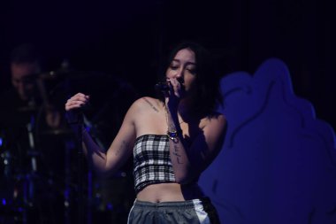 Noah Cyrus ilk turnesinde 23 Eylül 2018 'de Orlando Florida Beacham' da Marty Jean-Louis 'de sahne aldı.