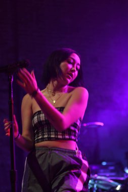 Noah Cyrus ilk turnesinde 23 Eylül 2018 'de Orlando Florida' daki Beacham 'da sahne alacak.