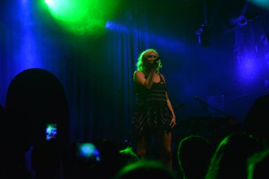 Noah Cyrus ilk turnesinde 23 Eylül 2018 'de Orlando Florida' daki Beacham 'da sahne alacak.