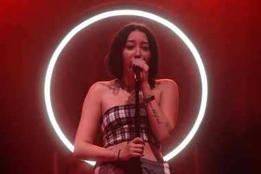 Noah Cyrus ilk turnesinde 23 Eylül 2018 'de Orlando Florida' daki Beacham 'da sahne alacak.