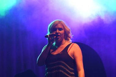 Noah Cyrus ilk turnesinde 23 Eylül 2018 'de Orlando Florida' daki Beacham 'da sahne alacak.