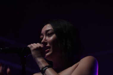 Noah Cyrus ilk turnesinde 23 Eylül 2018 'de Orlando Florida' daki Beacham 'da sahne alacak.