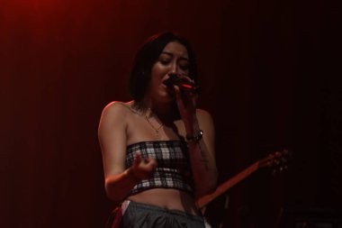 Noah Cyrus ilk turnesinde 23 Eylül 2018 'de Orlando Florida' daki Beacham 'da sahne alacak.
