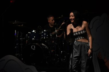 Noah Cyrus ilk turnesinde 23 Eylül 2018 'de Orlando Florida' daki Beacham 'da sahne alacak.