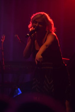 Noah Cyrus ilk turnesinde 23 Eylül 2018 'de Orlando Florida' daki Beacham 'da sahne alacak.