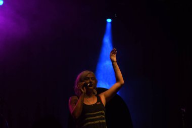 Noah Cyrus ilk turnesinde 23 Eylül 2018 'de Orlando Florida' daki Beacham 'da sahne alacak.