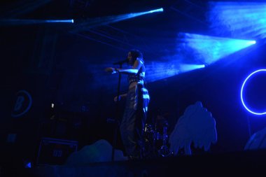 Noah Cyrus ilk turnesinde 23 Eylül 2018 'de Orlando Florida' daki Beacham 'da sahne alacak.