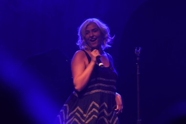 Noah Cyrus ilk turnesinde 23 Eylül 2018 'de Orlando Florida' daki Beacham 'da sahne alacak.