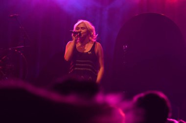 Noah Cyrus ilk turnesinde 23 Eylül 2018 'de Orlando Florida' daki Beacham 'da sahne alacak.