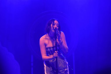Noah Cyrus ilk turnesinde 23 Eylül 2018 'de Orlando Florida' daki Beacham 'da sahne alacak.