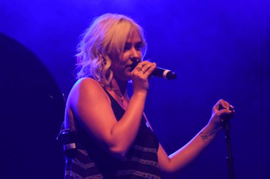 Noah Cyrus ilk turnesinde 23 Eylül 2018 'de Orlando Florida' daki Beacham 'da sahne alacak.