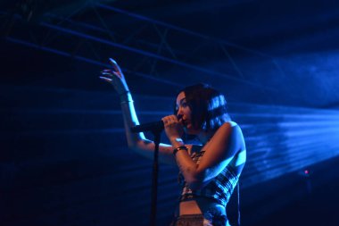 Noah Cyrus ilk turnesinde 23 Eylül 2018 'de Orlando Florida' daki Beacham 'da sahne alacak.