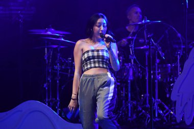 Noah Cyrus ilk turnesinde 23 Eylül 2018 'de Orlando Florida' daki Beacham 'da sahne alacak.