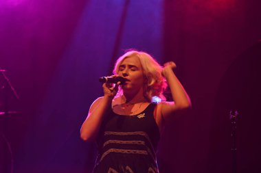 Noah Cyrus ilk turnesinde 23 Eylül 2018 'de Orlando Florida' daki Beacham 'da sahne alacak.