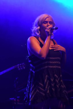 Noah Cyrus ilk turnesinde 23 Eylül 2018 'de Orlando Florida' daki Beacham 'da sahne alacak.