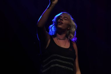 Noah Cyrus ilk turnesinde 23 Eylül 2018 'de Orlando Florida' daki Beacham 'da sahne alacak.